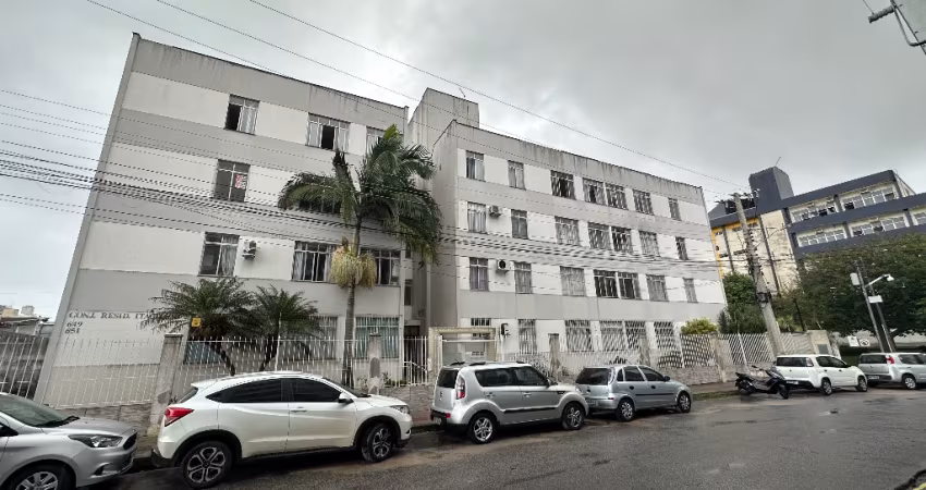 Apartamento bem localizado