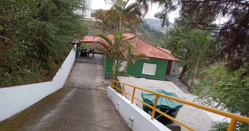 Chácara para Venda em Igaratá, Jardim Rosa Helena, 4 dormitórios, 2 suítes, 4 banheiros, 5 vagas