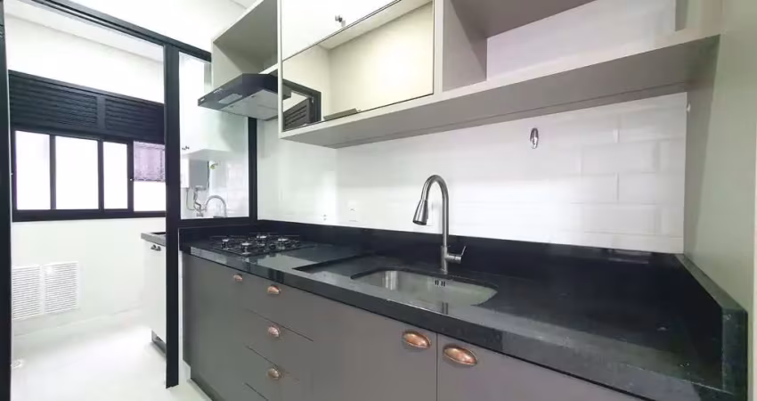 Excelente  apartamento com linda vista, 2 dormitórios no Campeche - Florianópolis /SC.