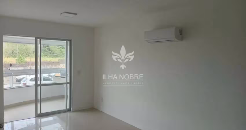 Apartamento com 3 quartos para alugar na Rua Pedro Vieira Vidal, 380, Pantanal, Florianópolis