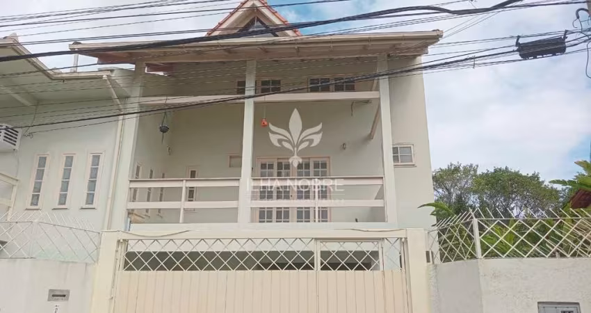 Casa com 2 quartos à venda na Servidão Vassourinha, 210, Rio Tavares, Florianópolis