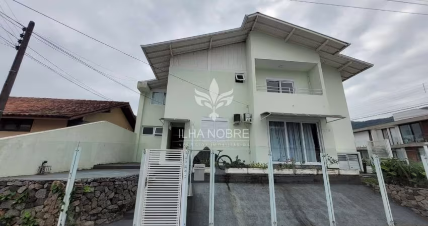 Apartamento com 2 quartos para alugar na Rua Itapuã, 278, Itacorubi, Florianópolis