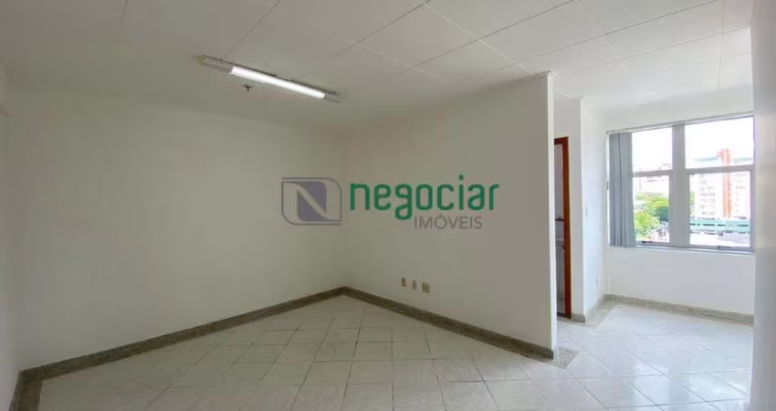 Sala com 02 vagas de Garagem