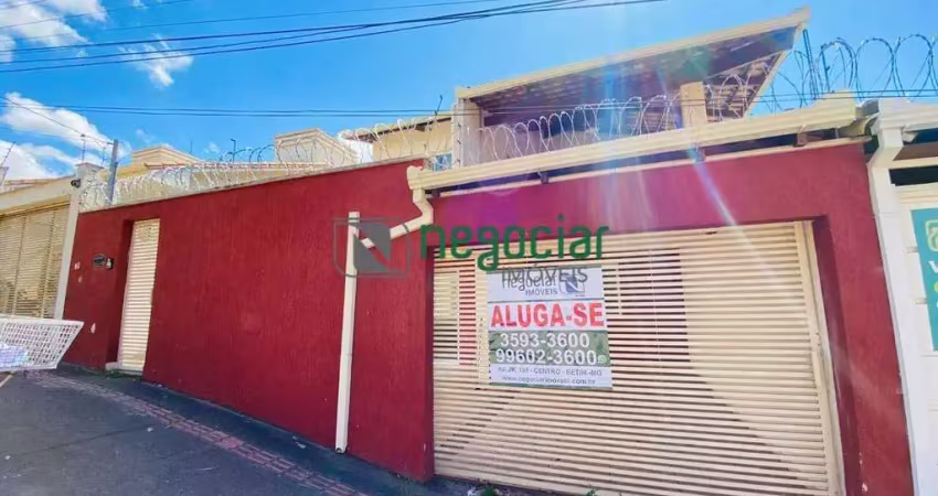 Casa com 3 quartos para alugar na Rua Wilson Haddad, Centro, Betim
