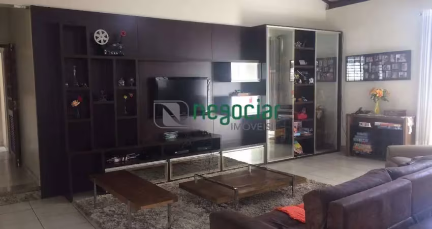 Casa com 4 quartos à venda na Rua da Liberdade, Filadélfia, Betim