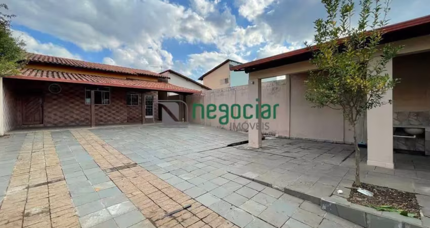 Casa com 3 quartos à venda na Rua Fábio Bandeira Figueiredo, Filadélfia, Betim