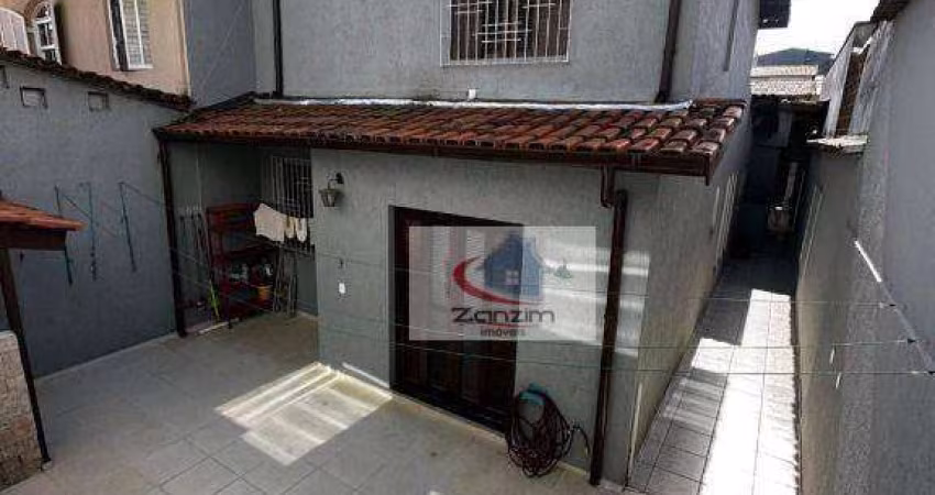 Casa com 3 dormitórios à venda, 230 m² por R$ 980.000,00 - Parque Terra Nova - São Bernardo do Campo/SP