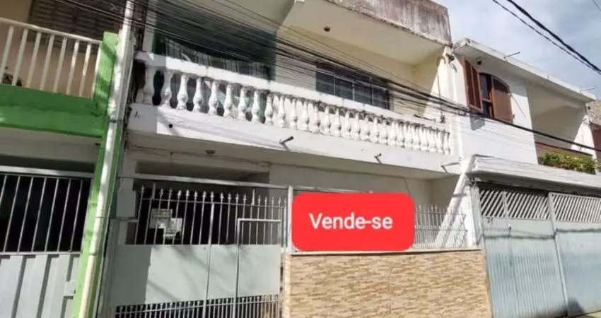 Vende casa na vila união em jordanésia ótimo pra investimento não aceita financiamento