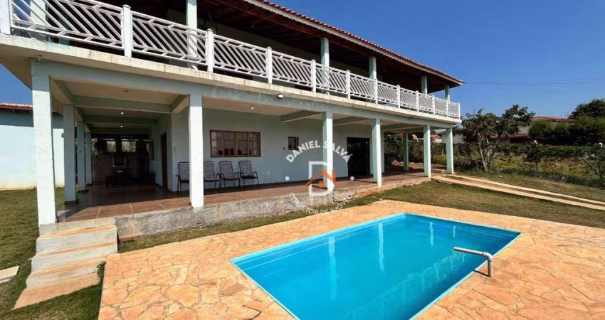 (SP) Chácara com 3 dormitórios (01 Suíte)  à venda, 890 m² por R$ 799.000 - Boa Vista - Piracaia/SP