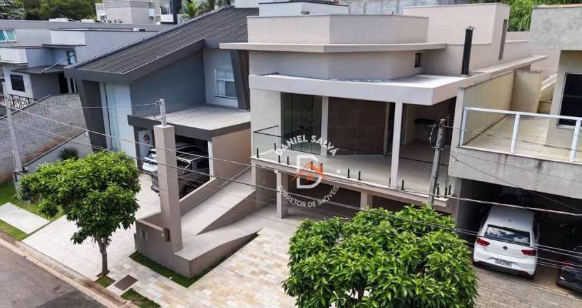 Casa com 3 dormitórios (3 suites) à venda, 205 m² por R$ 1.980.000 - Condominio Alto da Floresta - Atibaia/SP