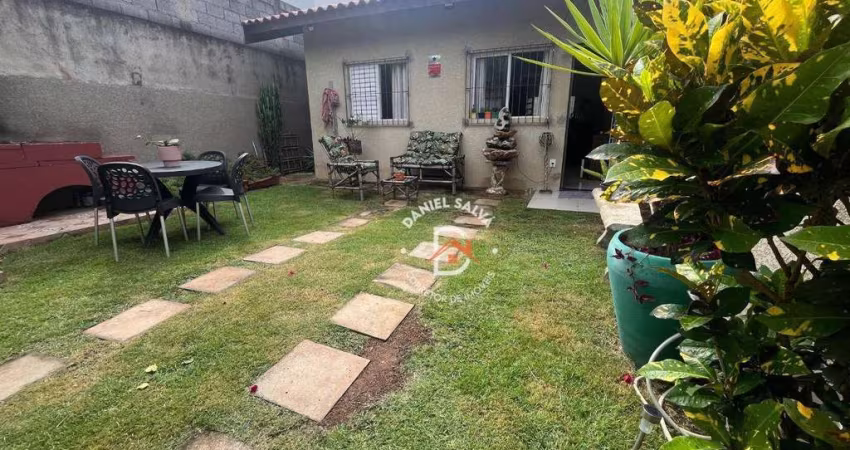Casa com 2 dormitórios à venda, 50 m² por R$ 395.000,00 - Vila Santa Helena - Atibaia/SP