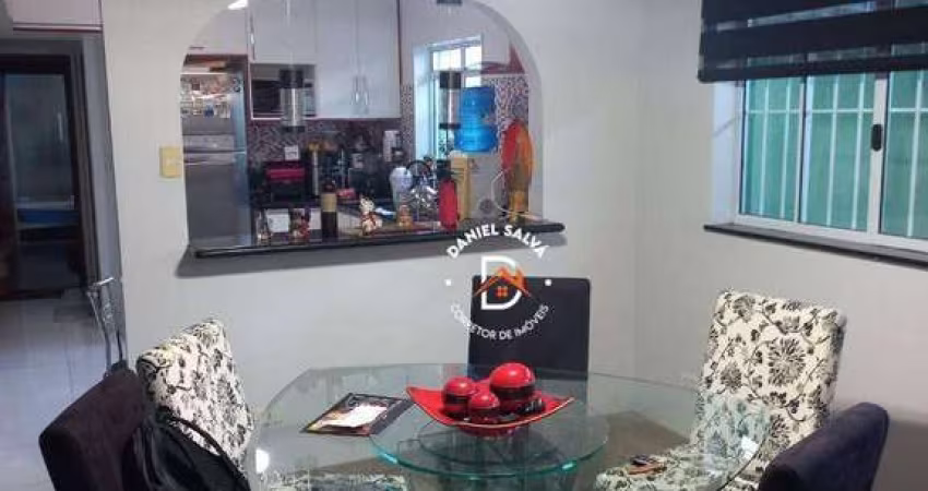 Casa à venda em Atibaia  com 2 dormitórios (1 suíte), 166 m² por R$ 650.000