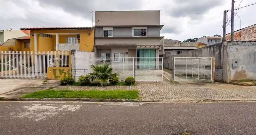 Casa à venda na Rua Maria Teixeira de Melo, 177, Santa Cândida, Curitiba