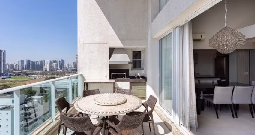 Apartamento 180 metros com pé direito duplo no living e varanda 3 suítes e 4 vagas Panamby