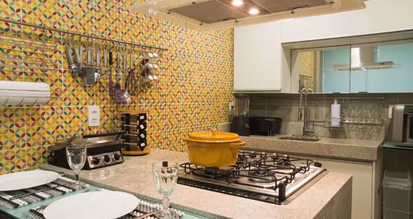 Excelente apartamento com 3 quartos e área de lazer no bairro da torre.