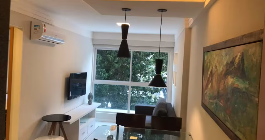 Excelente flat mobiliado na rua amélia fone (81)996344755