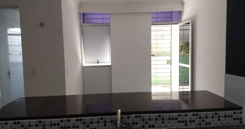 Excelente apartamento em no bairro de campo grande- fone:81996344755