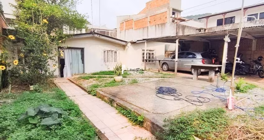 Terreno à Venda no bairro Nações em Balneário Camboriú/SC