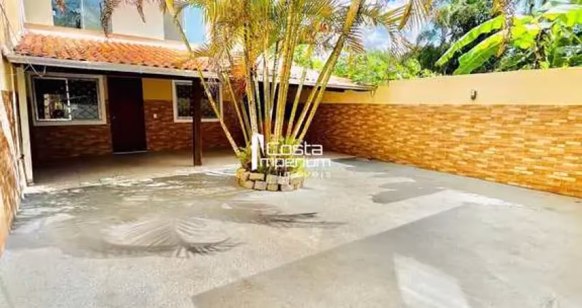 Casa com 3 quartos à venda na Rua Heitor Santos, 51, Centro, Camboriú