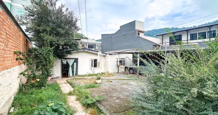 Terreno à venda no bairro nações em balneário camboriú/sc