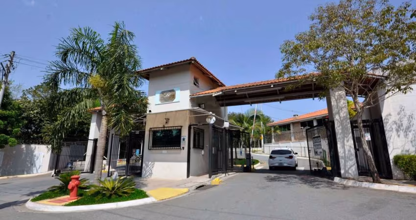 Apartamento com  2 quartos em condomínio em Itapevi/SP