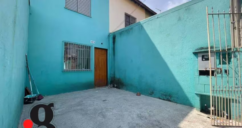 Casa com 2 quartos para alugar na Rua Sargento Antônio Jorge de Lima, Vila Regina, São Paulo