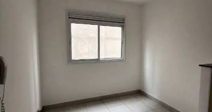 Apartamento com 2 quartos para alugar na Rua Victório Santim, Itaquera, São Paulo