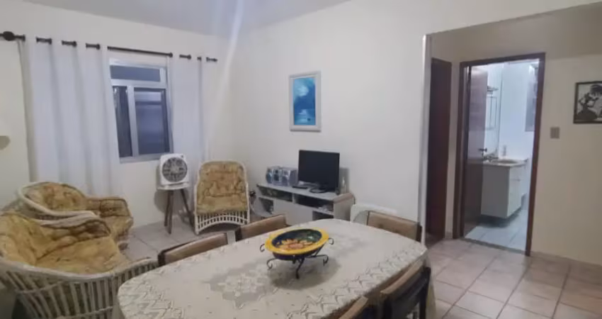 2 dormitórios - 70m² de área útil - 100m da praia - 1 vaga  - mobiliado