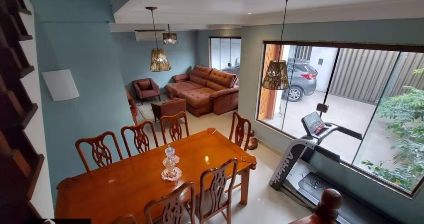 Ampla Casa de 3 Pavimentos – em Cosmorama, Mesquita