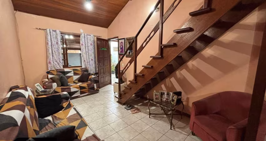 Casa no Condomínio Beija-Flor V - 2 quartos com Suíte