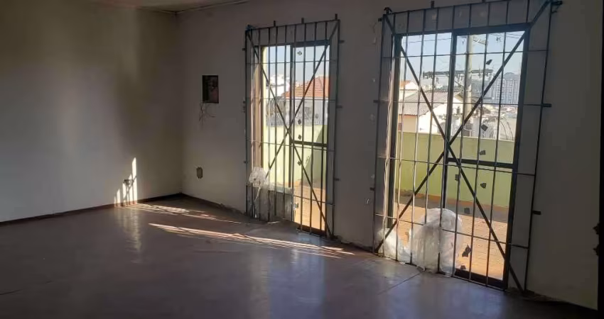 Casa espaçosa de 4 dormitórios para alugar no Jaguaré, São Paulo