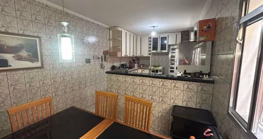 Casa à venda em Umuarama, Osasco - 3 dormitórios, suíte, 2 vagas
