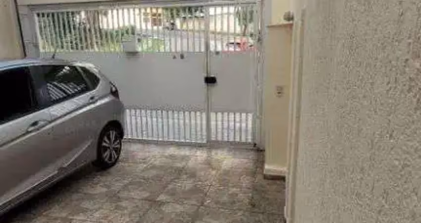 Sobrado a venda em Osasco, 2 dormitorios, garagem e quintal!