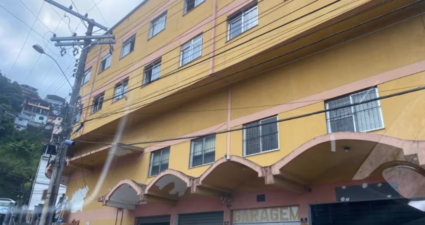 Amplo apartamento à venda no Jardim Outo Preto