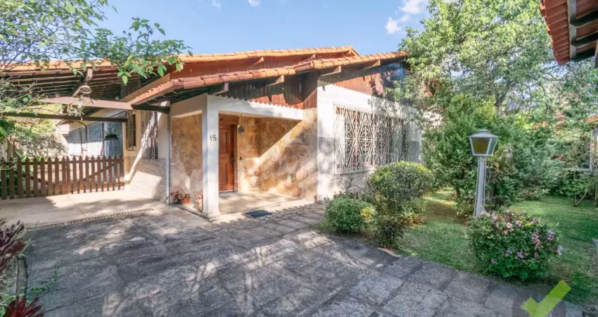 Magnífica casa à venda no Parque São Clemente - Nova Friburgo