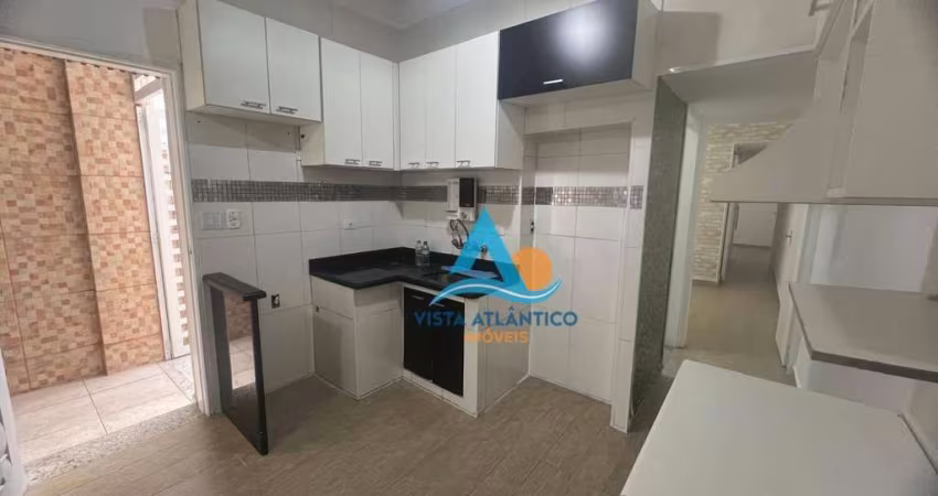 Casa com 2 dormitórios à venda, 123 m² por R$ 480.000,00 - Tupi - Praia Grande/SP