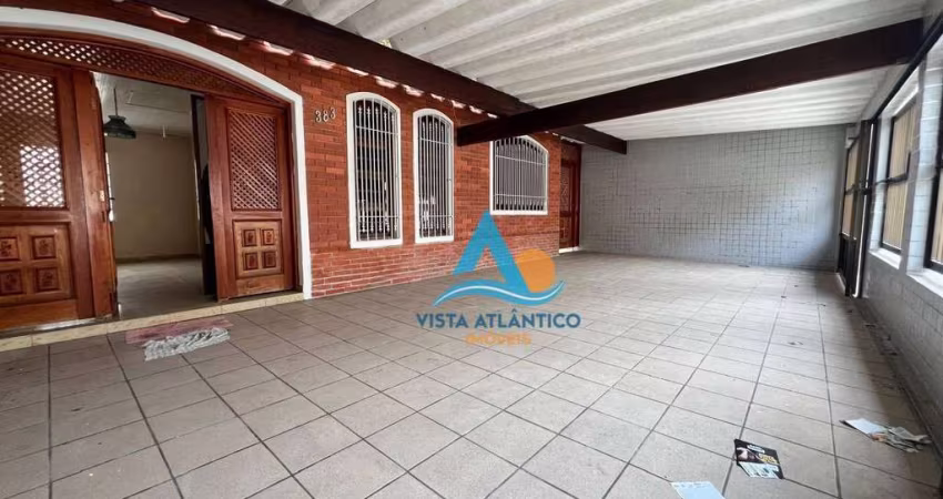 Casa com 2 dormitórios à venda, 70 m² por R$ 645.000,00 - Vila Guilhermina - Praia Grande/SP