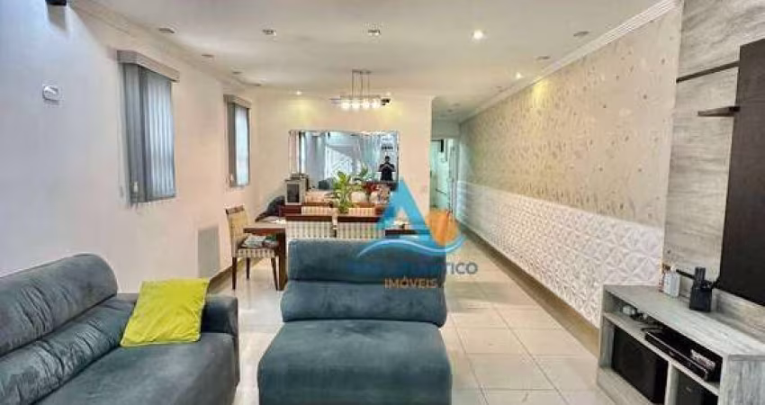 Sobrado com 3 dormitórios à venda, 137 m² por R$ 1.040.000 - Boqueirão - Praia Grande/SP
