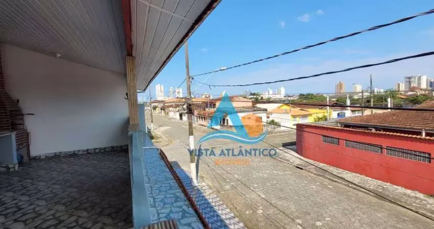 Sobrado com 4 dormitórios à venda, 262 m² por R$ 470.000,00 - Maracanã - Praia Grande/SP