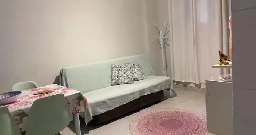 Apartamento com 1 dormitório à venda, 47 m² por R$ 250.000,00 - Guilhermina - Praia Grande/SP