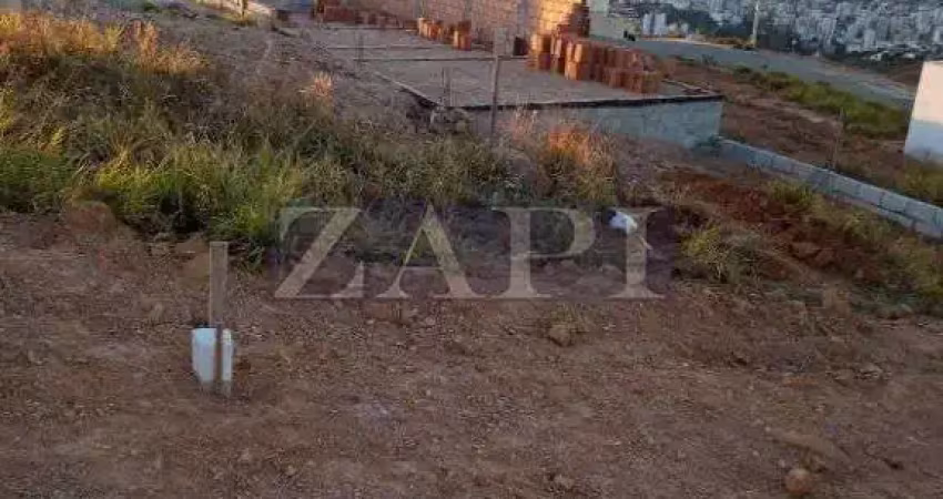 Casa com 3 quartos à venda no Jardim Bandeirantes, Poços de Caldas 