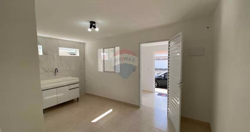 Casa de 38m2 para locação no Jd. Liberdade