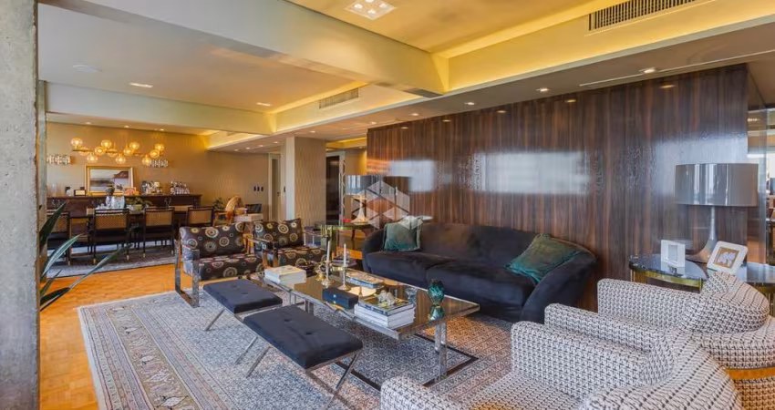 Apartamento 3 dorms.| 1 suíte | 248m² | 3 vagas