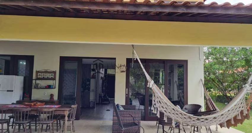 Casa à venda, aldeia, maravilhosa em terrenp com 1000m2, piscina 05 quartos e cozinha mobiliada
