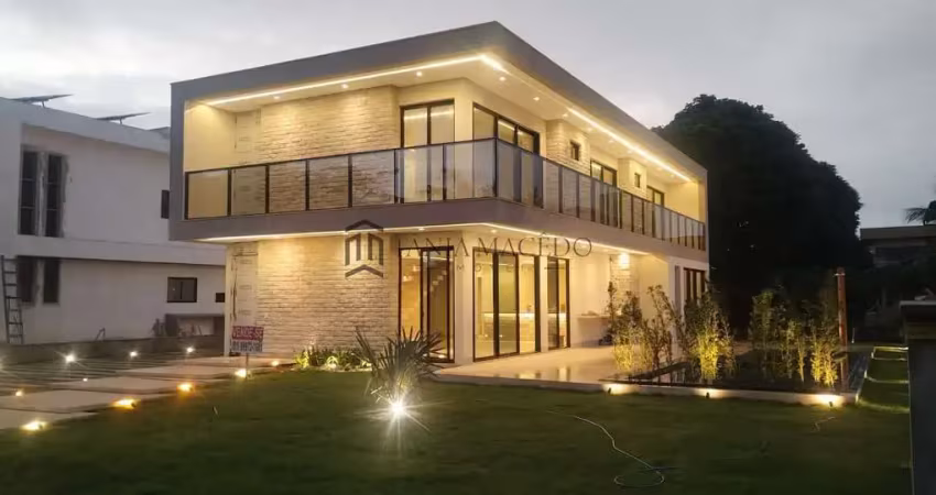 Casa  Terra Perla Venata,  MOBILIADA com área total de 627 m2 e 370m² de área construída, 4 suítes