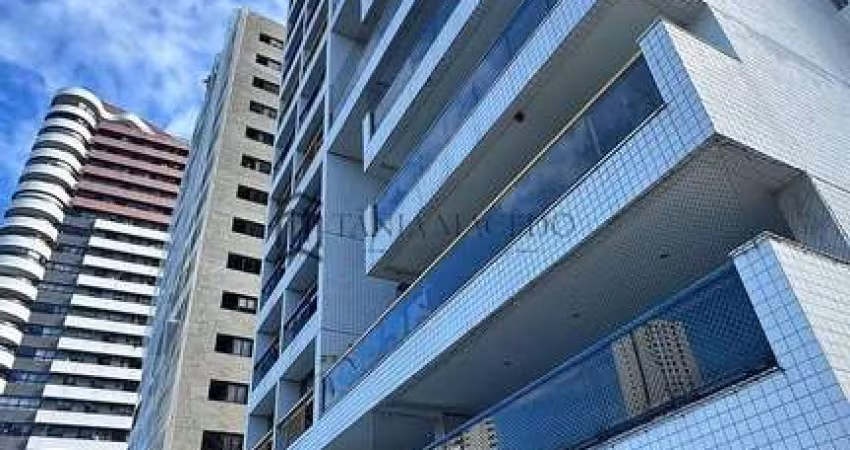 Apartamento à venda com 200m², 4 quartos sendo 2 suítes, Wc social, Sala 3 amb, varanda, cozinha e