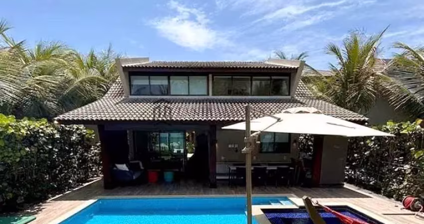 Bangalô à venda com 250m², 4 dormitórios, sendo 3 suítes, salas amplas, varanda,  muro alto, ipojuc
