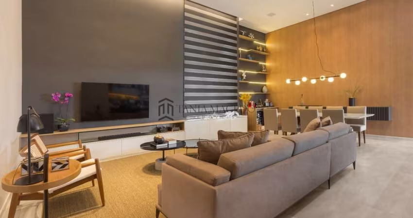 Casa Jardim à venda com 233m², 3 dormitórios, sendo 1 suíte c/ closet e escritório, área gourmet, 2