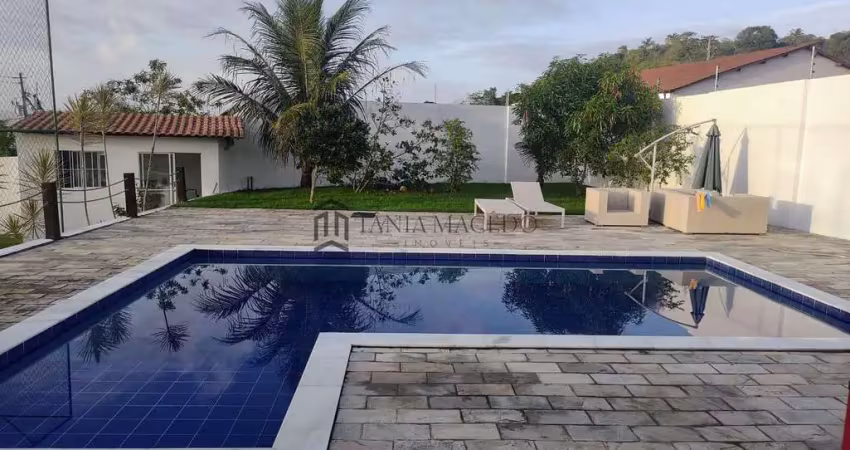 Casa à venda com 250m², 03 dormitórios sendo 01 suíte, com varanda, piscina, campo, pirituba, vitór