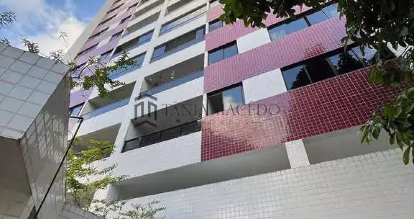 Apartamento à venda, 4 Dormitórios sendo 2 suites, andar alto,  155m² e 3 vagas de garagem- Casa Fo